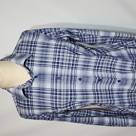 Duluth Trading Co Women's Long Sleeve Lightweight Blue Plaid Button Shirt Medium - Picture 16 of 16